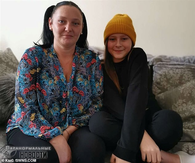 В Англии 12