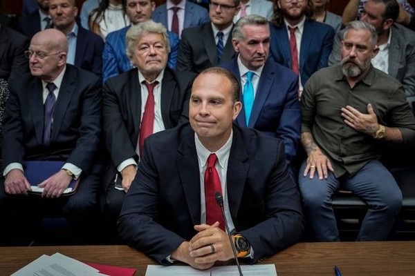 5 сенсационных заявлений на слушаниях по НЛО в Конгрессе США 