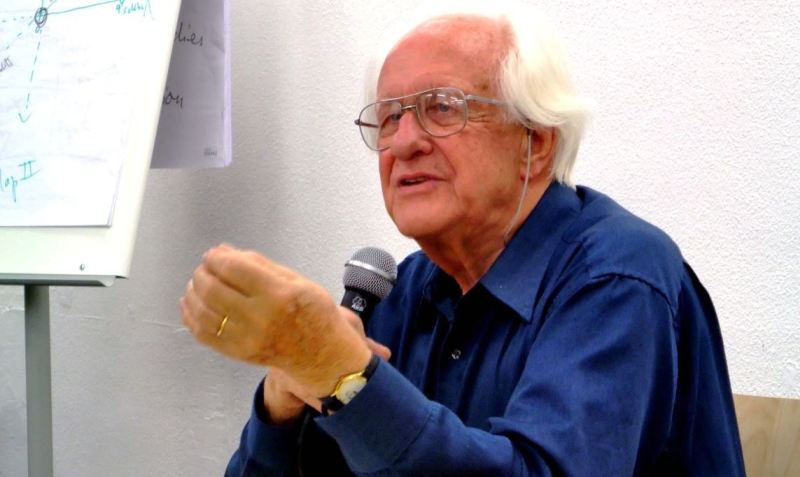 &laquo;Америка падет как сверхдержава к 2025 году&raquo;, заявил эксперт, предсказавший распад СССР и атаку 11 сентября 