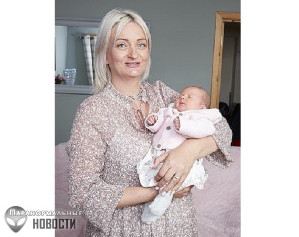 Дождались! После 15 лет и 10 сыновей у британской пары наконец родилась девочка 