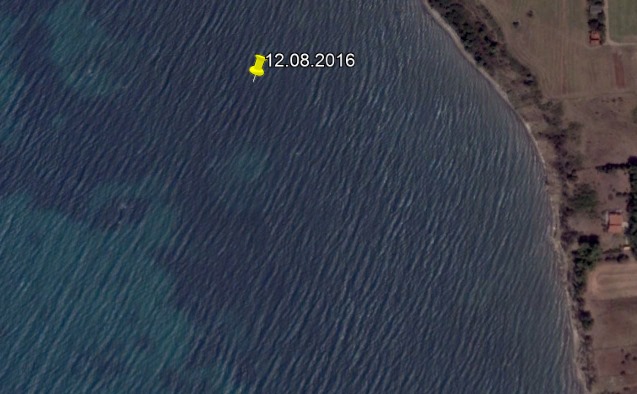 У берегов Греции с помощью Google Earth обнаружили загадочный круглый объект. Затонувший НЛО?